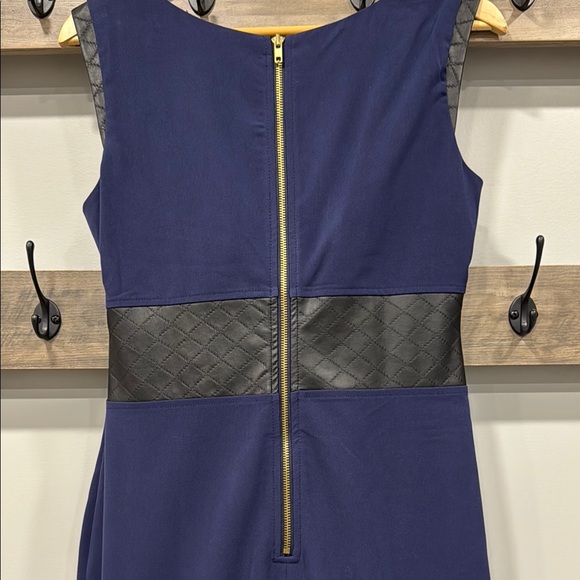 NWOT!! Elegant Navy Blue Sleeveless Dress - Picture 8 of 11